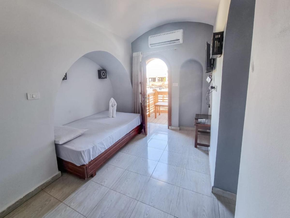 Coral Reefs Hotel Дахаб Экстерьер фото